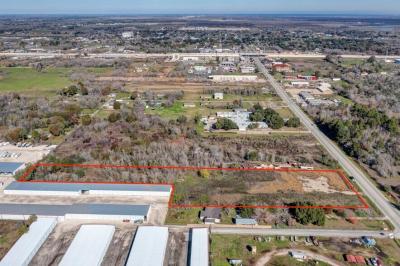 4.43 Acres / 800-874 FM 359