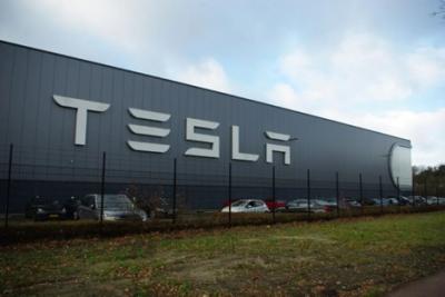 Tesla is building a massive Texas solar factory in its clearest push yet for 100 GW