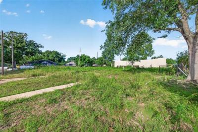 21,000 Sq. Ft. / 915 Purdy St.